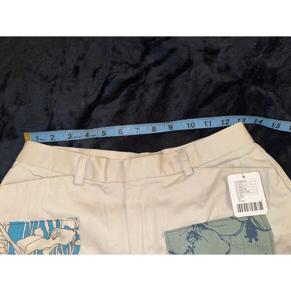 NWT URBAN RENEWAL URBAN OUTFITTERS UPCYCLED KHAKI PATCHWORK SHORTS - Picture 7 of 10